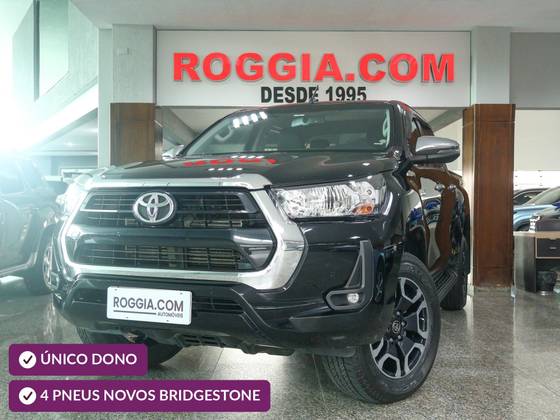 TOYOTA HILUX 2.8 D-4D TURBO DIESEL CD SRV 4X4 AUTOMÁTICO TOYOTA HILUX 2.8 D-4D TURBO DIESEL CD SRV 4X4 AUTOMÁTICO